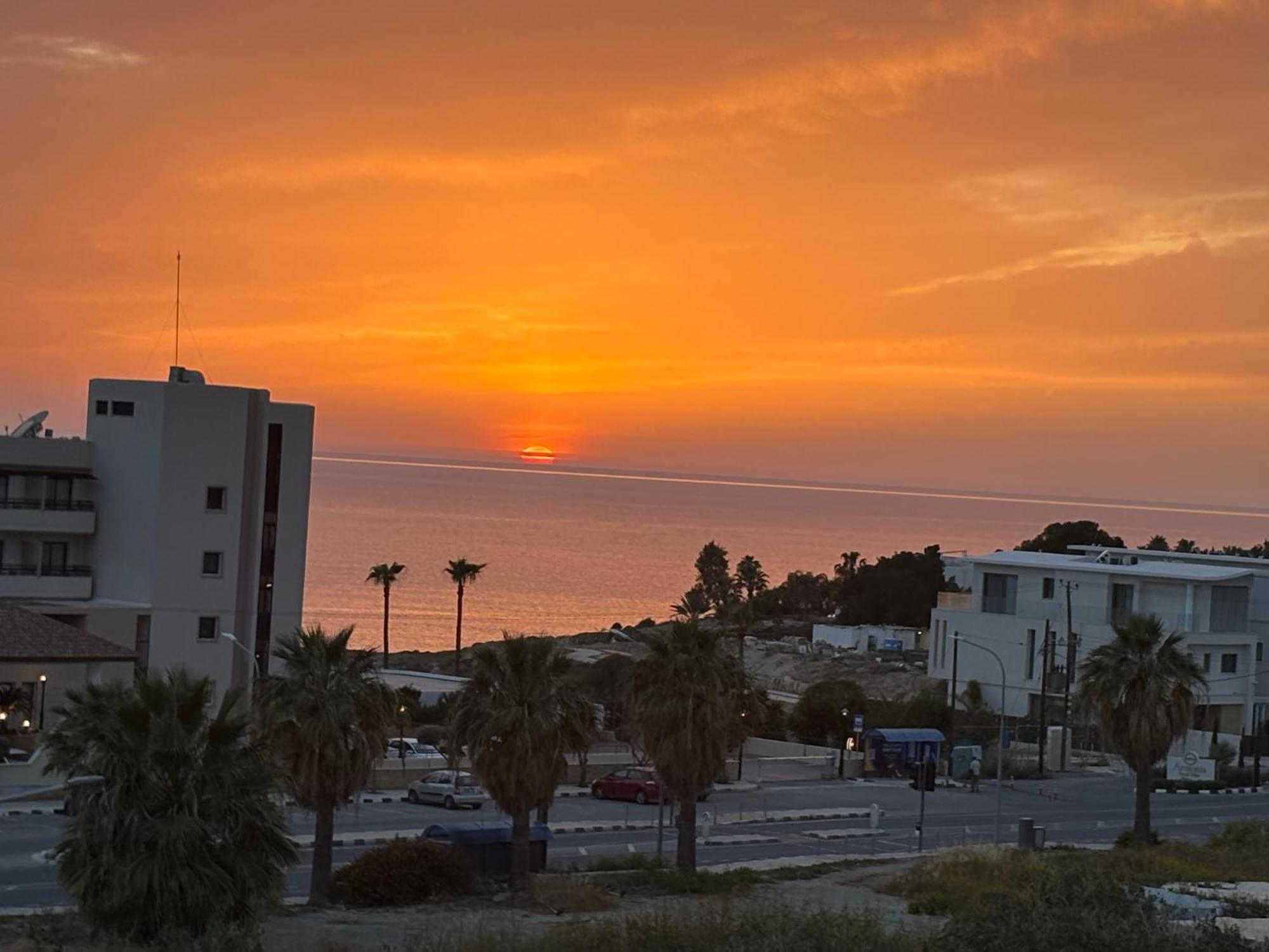 Harmony Seaview Apartments Paphos Ngoại thất bức ảnh